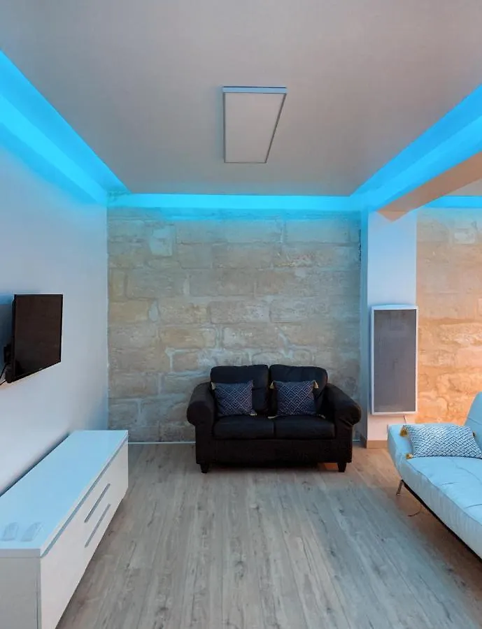 Bel Appartement Avignon Centre contacts