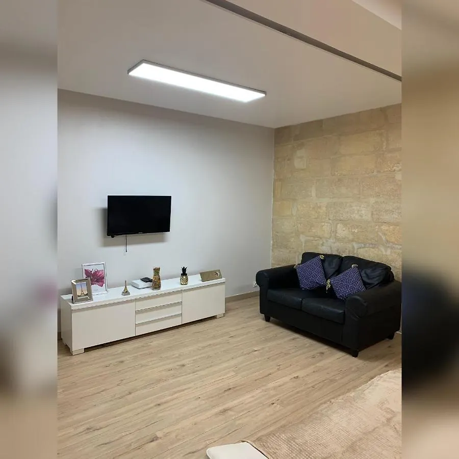 Bel appartement AVIGNON CENTRE - PARKING LIBRE
